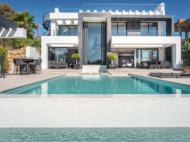 Chalet en venta en Estepona, Málaga Costa del Sol