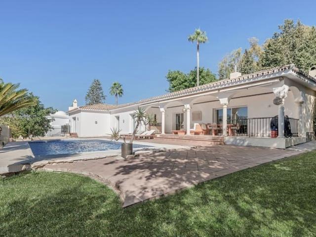 Chalet en venta en Estepona, Málaga Costa del Sol