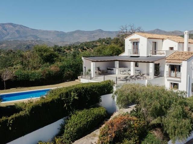 Chalet en venta en Estepona, Málaga Costa del Sol