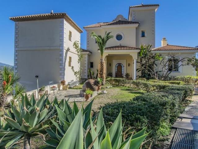 Chalet en venta en Estepona, Málaga Costa del Sol