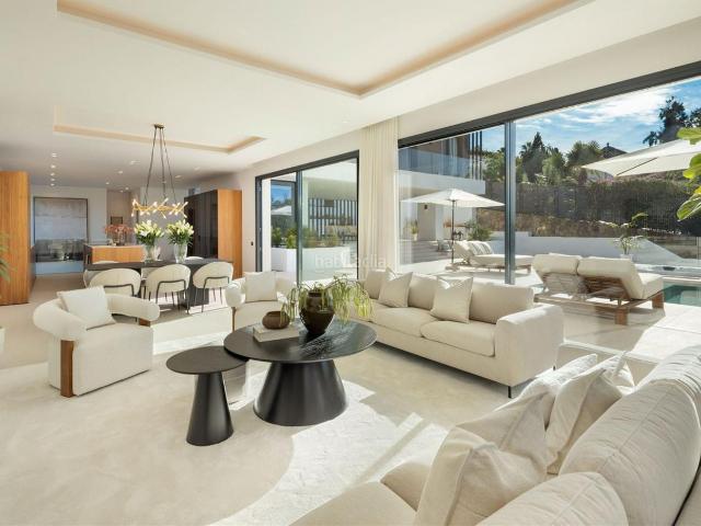 Chalet en venta en Estepona, Parque Central. Chalets.
