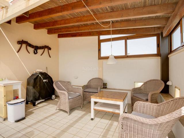 Chalet en venta en Estepona, Parque Central. ? Villa Independiente en Segunda Línea de Playa en Estepona con Vistas al Mediterráneo. Chalets.