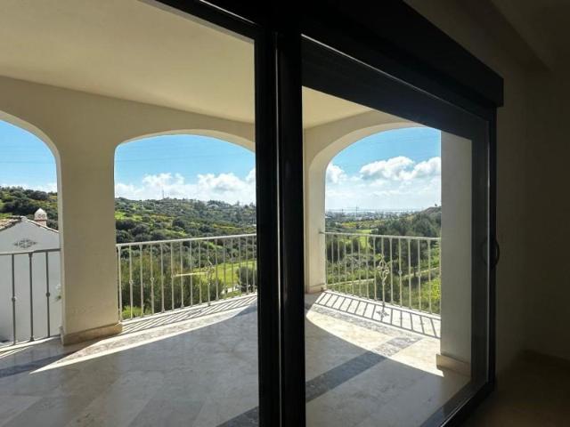 Chalet en venta en Estepona, Urb. Bahia Dorada