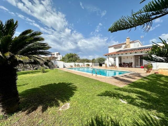 Chalet en venta en Es Castell
