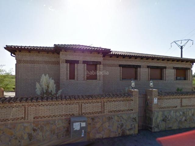 Chalet en venta en Escalona. Solvia Inmobiliaria Chalet independiente Escalona. Chalets.