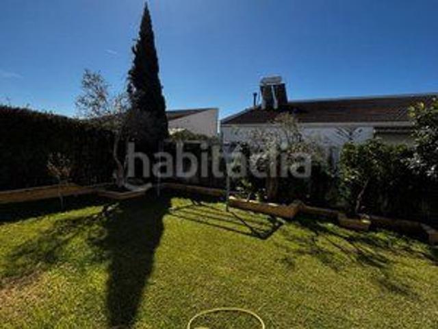 Chalet en venta en Espartinas, Colegio Europa. CHALET EN URBANIZACIÓN ALQUERIA DE ALMANZOR. Chalets.