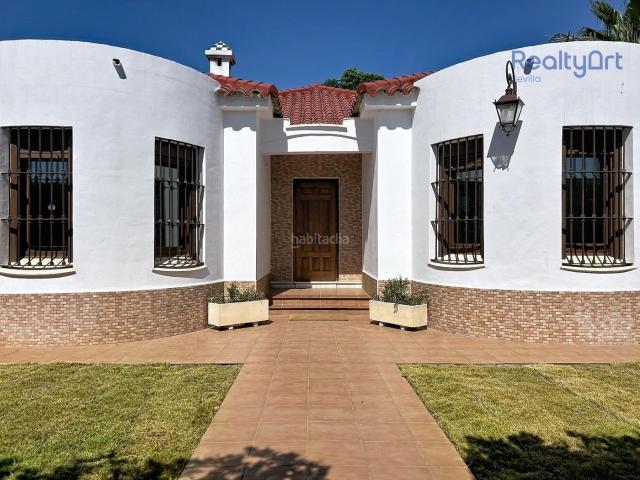 Chalet en venta en Espartinas, Loreto. URBANIZACION EL CAPRICHO. Chalets.