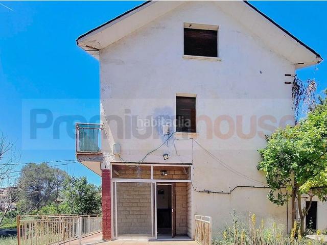 Chalet en venta en Esparreguera, Mas d´en Gall. Chalet independiente en venta en Esparreguera. Chalets.
