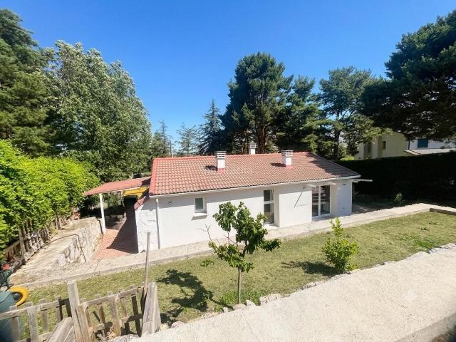 Chalet en venta en Espinar El, El Espinar Pueblo. Chalet independiente en el Espinar. Chalets Espinar.