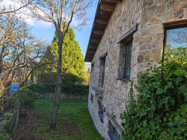 Chalet en venta en Espinar El, San Rafael. Casa unifamiliar en venta en El Espinar Segovia. Chalets Espinar.