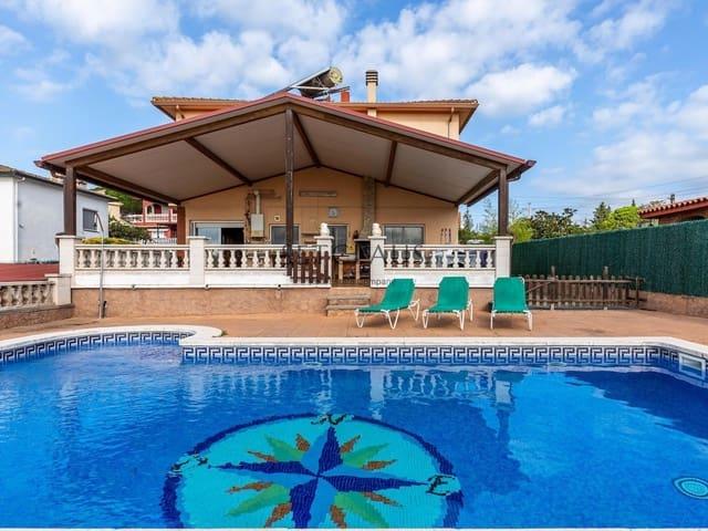 Chalet en venta en Fogars de la Selva, Barcelona