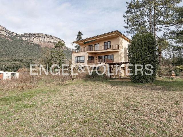 Chalet en venta en Folgueroles, de 226 m² 4 habitaciones por 385.000