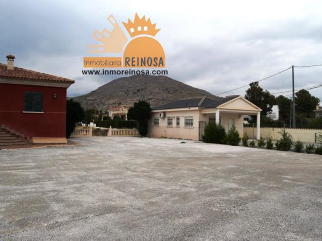 Chalet en venta en Fortuna, Los Banos