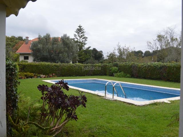 Chalet en venta en Fene. Espectacular chalet con Piscina y 6.000m de parcela. Chalets.