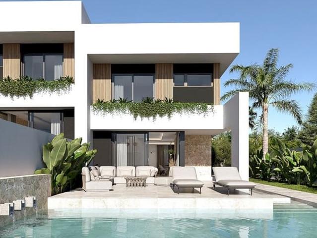 Chalet en venta en Filipinas, Alicante Costa Blanca