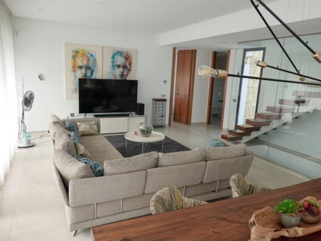 Chalet en Venta en Finestrat, Alicante