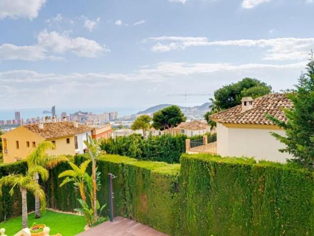 Chalet en venta en Finestrat, BAHIA GOLF