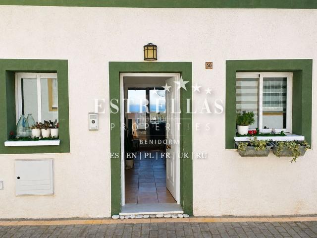Chalet en venta en Finestrat, Balcón de Finestrat Terra Marina. Chalets.
