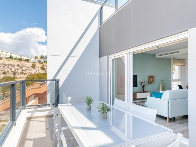 Chalet en venta en Finestrat, Balcón de Finestrat Terra Marina. VILLA INDEPENDIENTE DE 4 DORM.CON PISCINA PRIVADA EN FINESTRAT. Chalets.