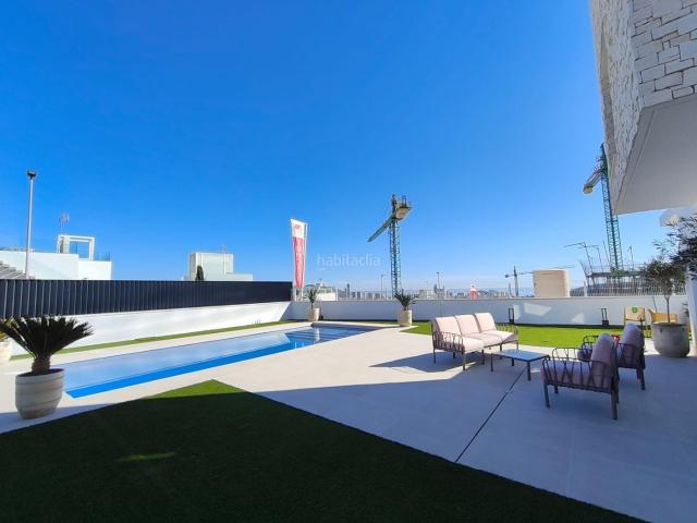 Chalet en venta en Finestrat, Balcón de Finestrat Terra Marina. Villas modernas con parcela y piscina privada, acabados de lujo en Balcón de Finestrat. Chalets.