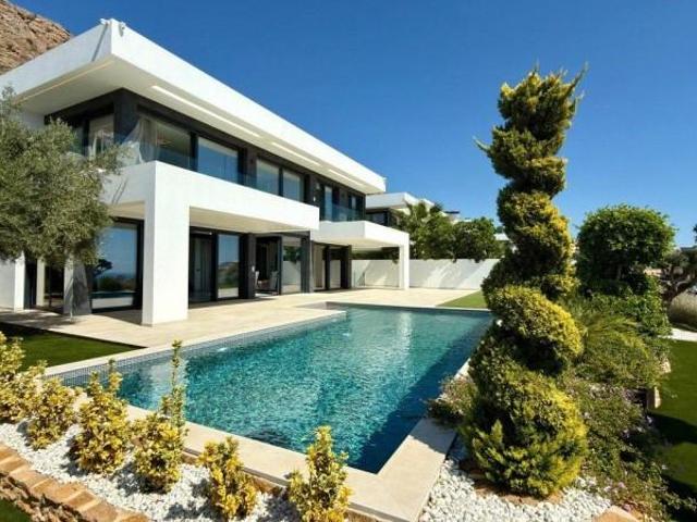 Chalet en venta en Finestrat, Benidorm