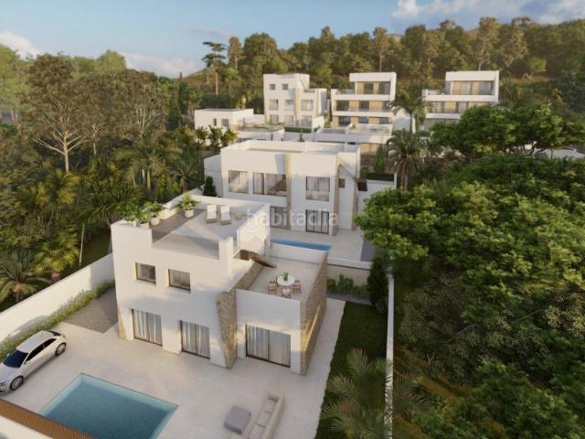 Chalet en venta en Finestrat, Finestrat Pueblo. Villas de diseño con vistas espectaculares y máxima calidad de vida. Chalets.