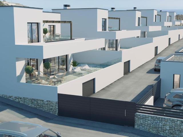 Chalet en venta en Finestrat, Golf Bahía. Chalets.
