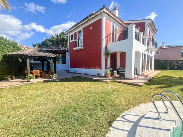 Chalet en venta en Finestrat, Golf Bahía. Chalets.