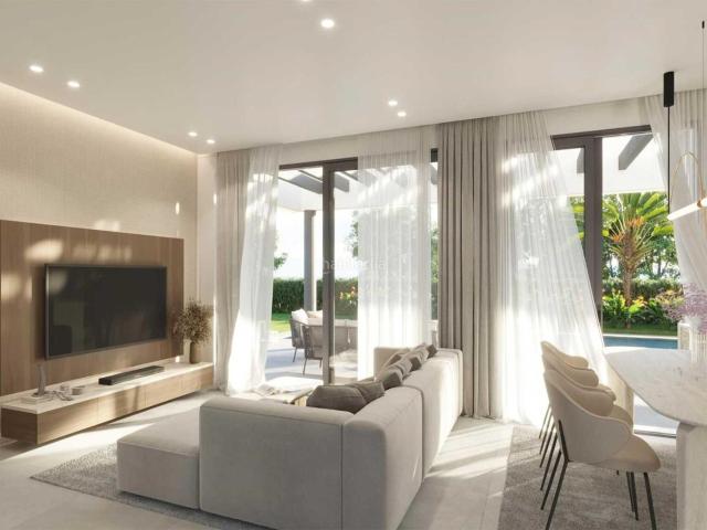 Chalet en venta en Finestrat, Golf Bahía. Stunning villas in Finestrat. Chalets.
