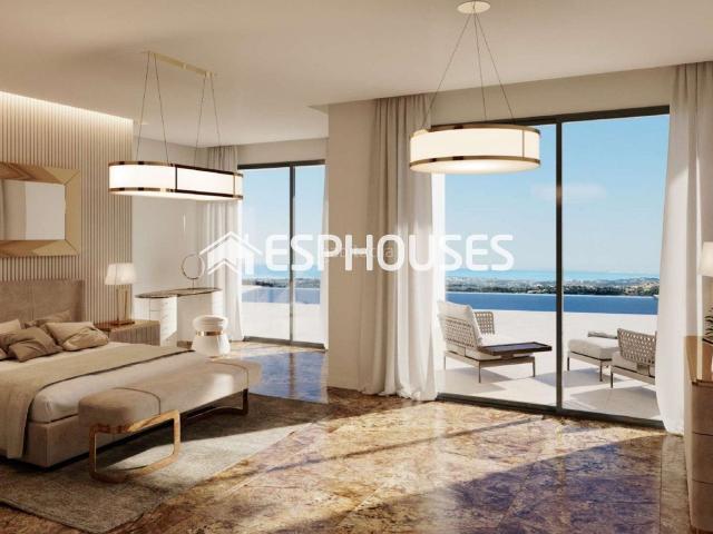 Chalet en venta en Finestrat, Golf Bahía. Villa de Lujo Contemporánea con Piscina en Finestrat Obra Nueva Llave en Mano. Chalets.