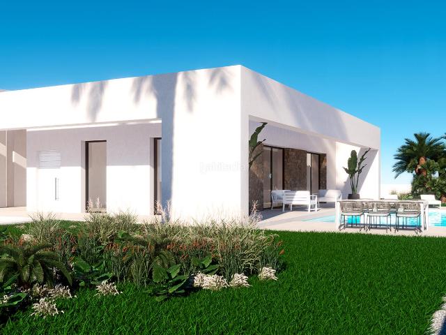 Chalet en venta en Finestrat, Golf Bahía. Villa en Finestrat con vistas al mar. Chalets.