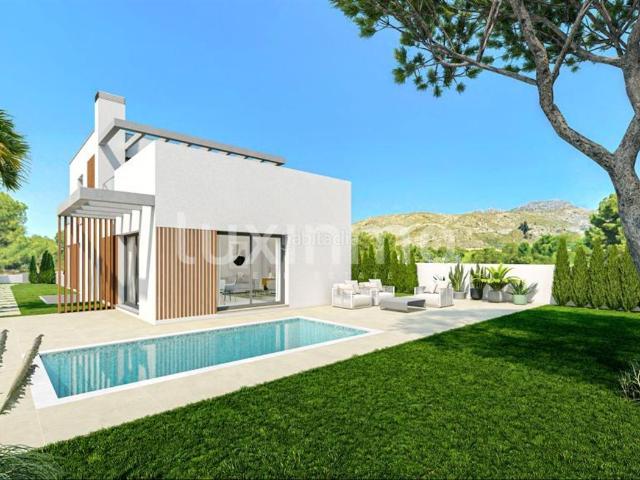 Chalet en venta en Finestrat, Golf Bahía. Villa en venta en Sierra Cortina en un pequeño proyecto exclusivo. Chalets.