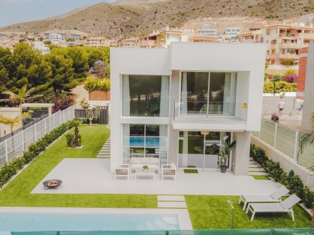 Chalet en venta en Finestrat