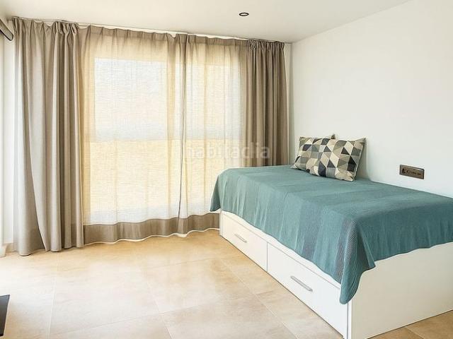 Chalet en venta en Fuengirola, Centro ciudad. Villa Aislada de 3 dormitorios en Fuengirola. Chalets.