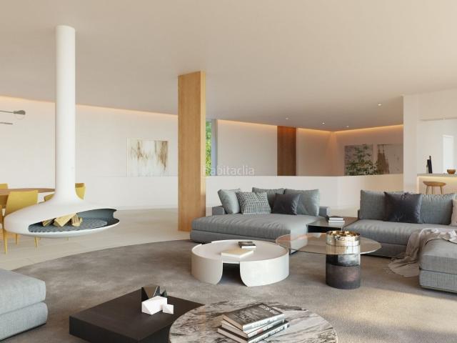 Chalet en venta en Fuengirola, El Higuerón. Elegancia Elevada Una Nueva Era de Vida a Medida Frente al Mar. Chalets.