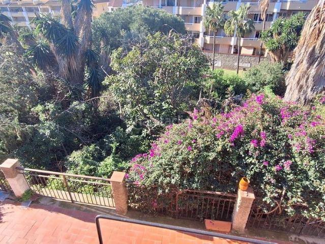 Chalet en venta en Fuengirola, Las Gaviotas Carvajal. Villa Aislada de 4 dormitorios en Torreblanca. Chalets.