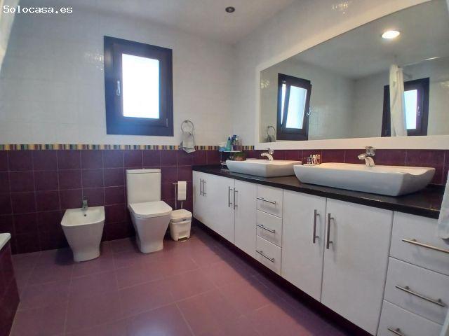 Chalet en Venta en Fuengirola, Málaga