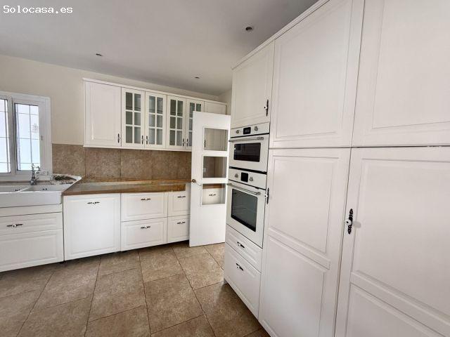 Chalet en Venta en Fuengirola, Málaga