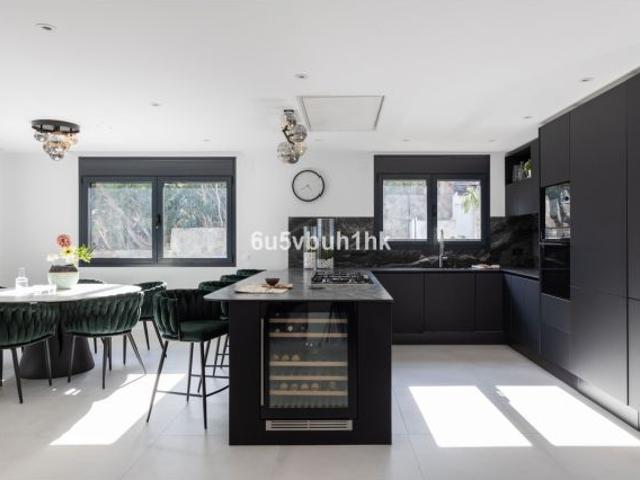Chalet en Venta en Fuengirola, Málaga