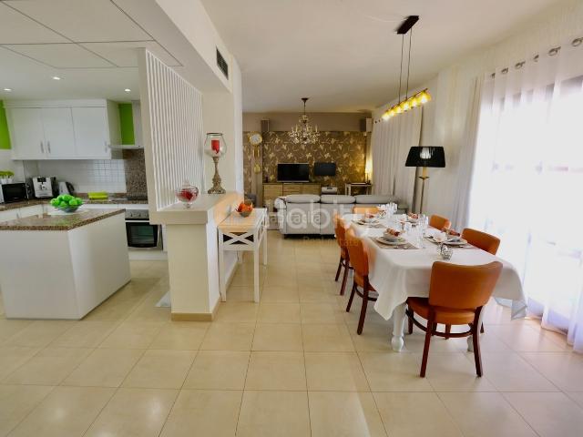 Chalet en venta en Fuente Álamo de Murcia, Hacienda del Álamo Golf. Exclusiva Villa Carmen de Lujo con Piscina Privada en Hacienda del Álamo Golf Resort. Chalets Fuente Álamo de.