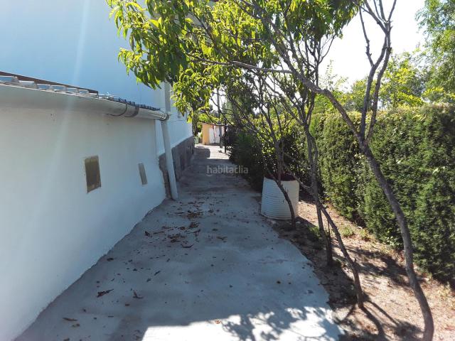 Chalet en venta en Fuente el Saz de Jarama. Construcción año 2002, Casa chalet independiente 474M2, parcela 7.000M2. Chalets Fuente el Saz de.