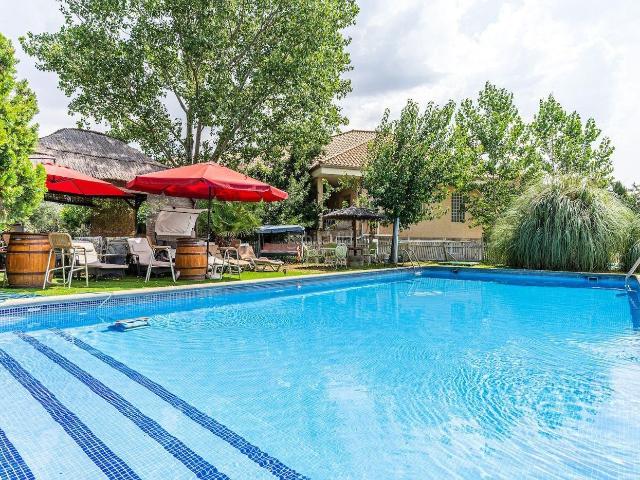 Chalet en venta en Fuente el Saz de Jarama. Chalets Fuente el Saz de.