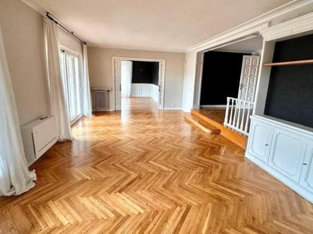 Chalet en venta en Fuente el Saz de Jarama, Yerbas dulces