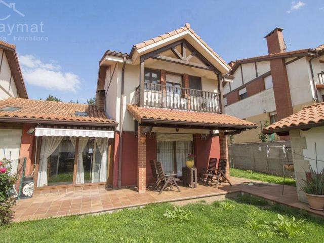 Chalet en venta en Hoznayo Cantabria