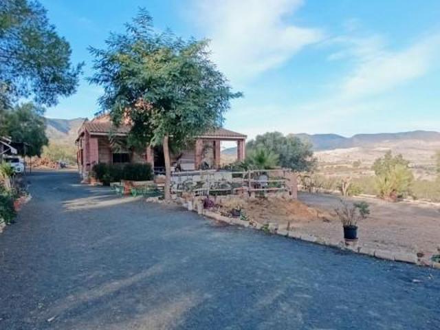 Chalet en venta en Hondon de las Nieves, Comunidad valenciana