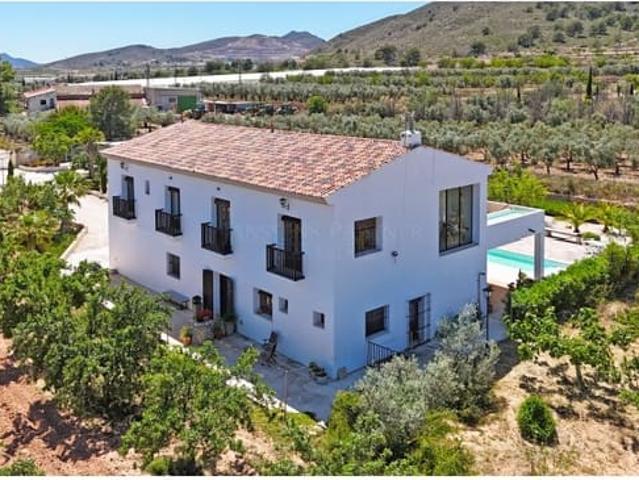 Chalet en venta en Hondón de las Nieves, Alicante