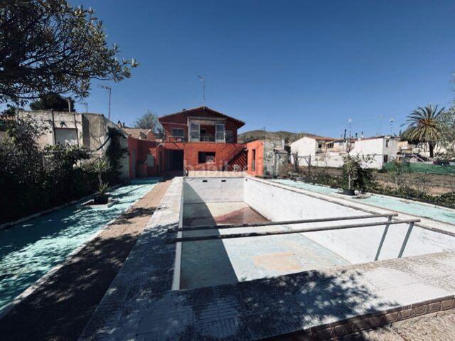 Chalet en venta en Hondón de los Frailes. Preciosa casa adosada de 3 dormitorios y 1 baño en Hondon De Los Frailes. Chalets Hondón de los.