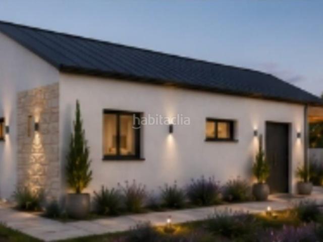 Chalet en venta en Hontoba. VIVIENDA DE OBRA NUEVA. Chalets.