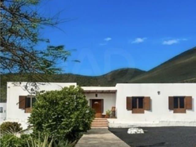 Chalet en venta en Haría, Lanzarote