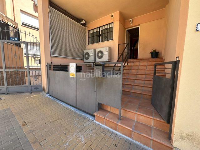 Chalet en venta en Huelva, La Hispanidad Verdeluz. Chalet de lujo en Santa María del Pilar, avenida Andalucia. Chalets.